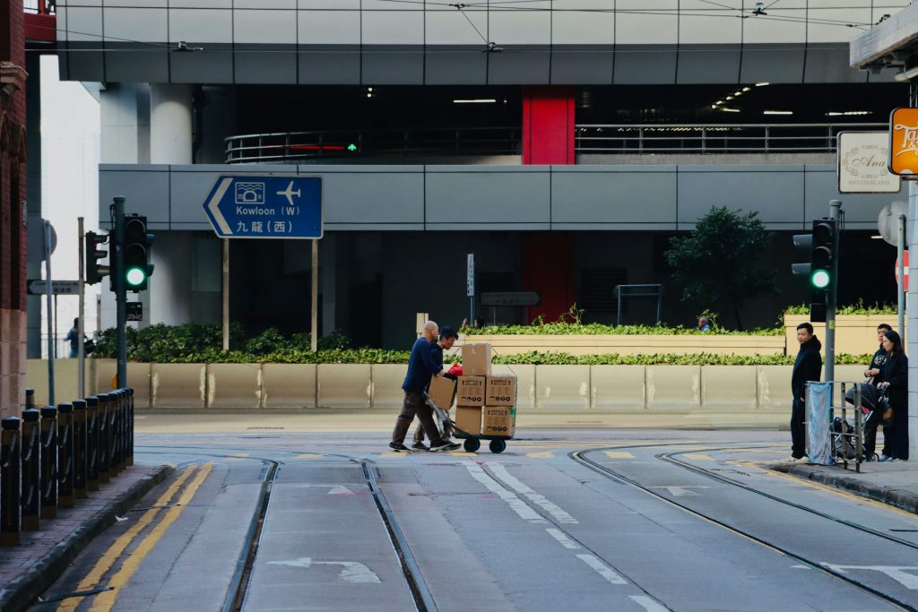 Don’t Get Overcharged: Common Airport Transfer Mistakes to Avoid