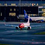 Shuttle or Private Limo? A Global Traveler’s Guide to Choosing the Right Ride