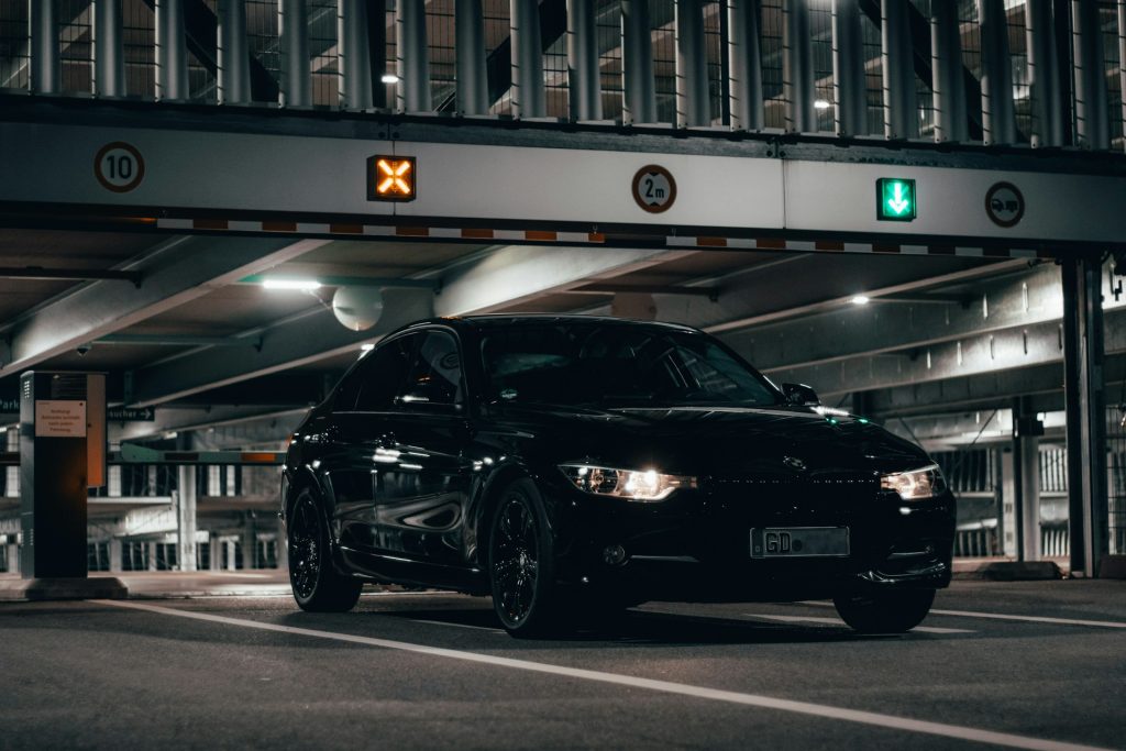 Black Car Service vs Limo: What’s the Difference & Which Should You Book in the USA?