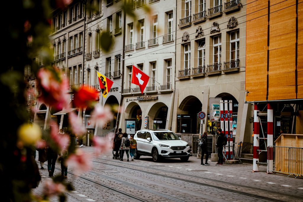 Wedding Limo Hire in Switzerland: What Every Couple Needs to Know Before the Big Day