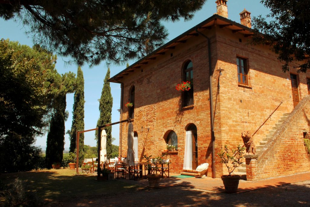 Tuscany to Ticino: The Complete Guide to Private Chauffeur Transfers Between Italy and Switzerland