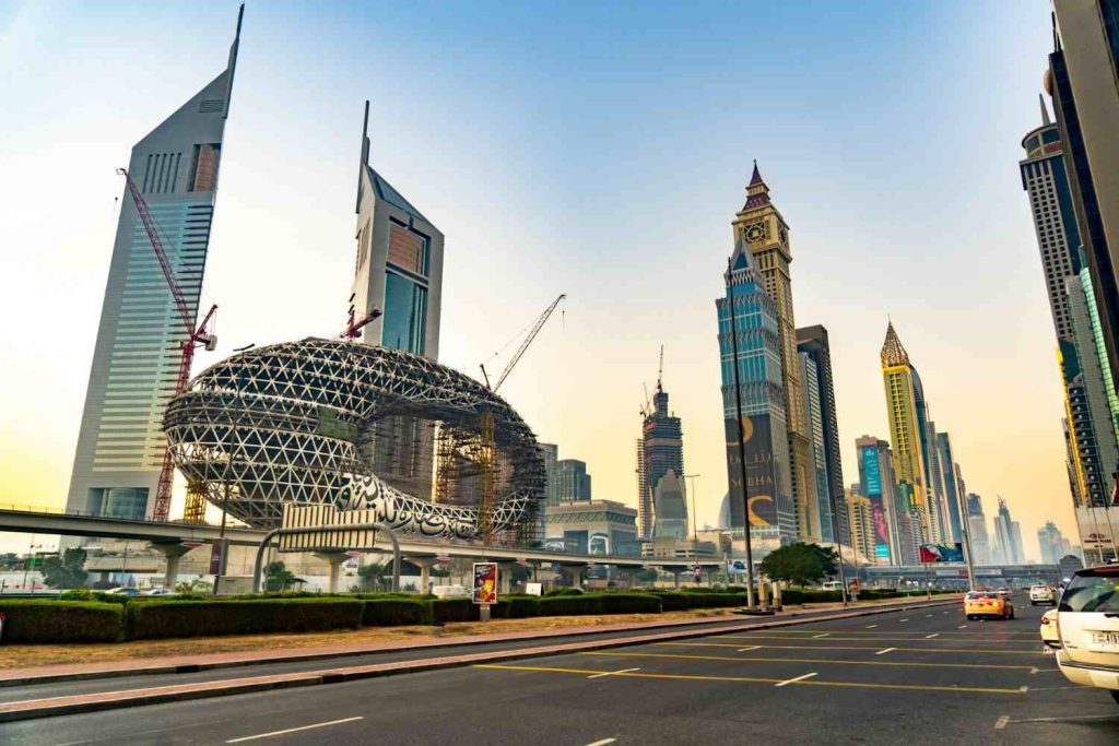 Dubai Airport Transfers: How to Book a Luxury Chauffeur Without Hidden Fees